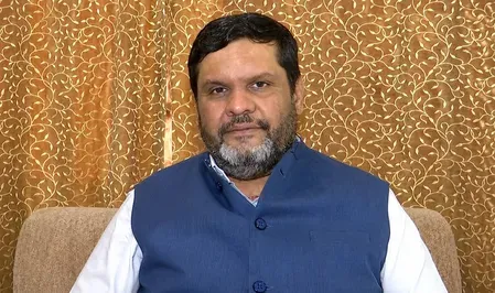 गौरव वल्लभ का पलटवार: 'भारत की विदेश नीति तुष्टीकरण नहीं, 140 करोड़ के हितों पर आधारित'