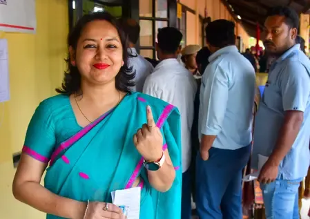 विधानसभा चुनाव: असम, केरल और पुडुचेरी में मतदान का उत्साह, 11 बजे तक मतदान प्रतिशत