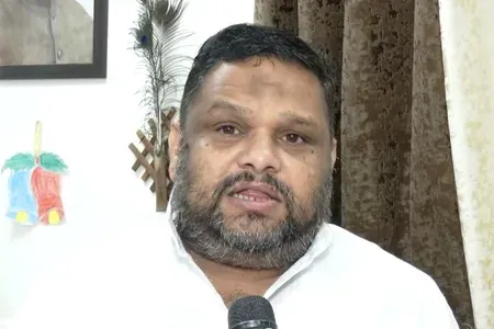 विदिशा गणेश मंदिर रेलिंग चोरी विवाद: NHRC सदस्य प्रियांक कानूनगो ने पुलिस को घेरा