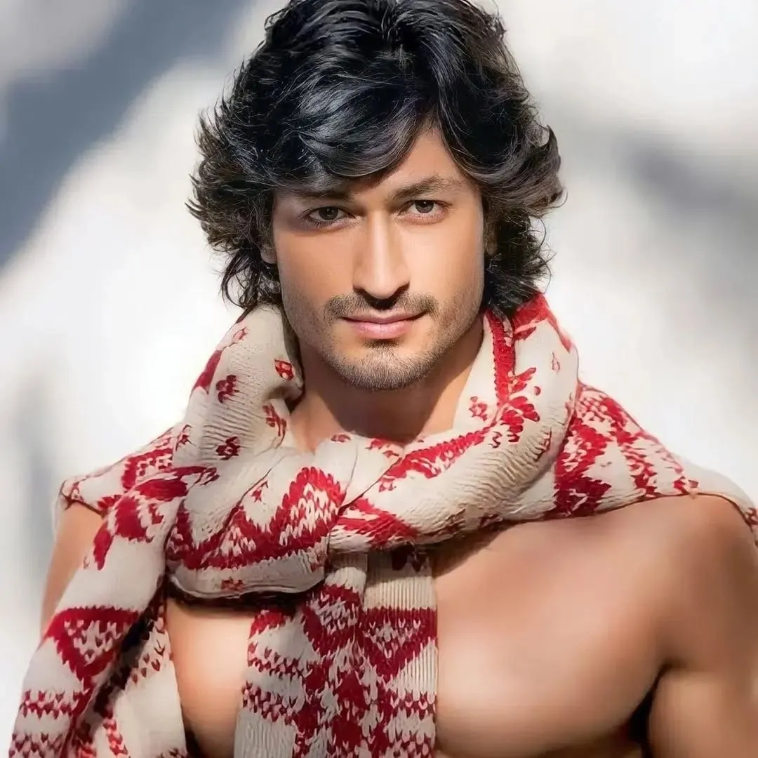 Did Vidyut Deliver a Speech in Sanskrit at the Yoga Day Opening?