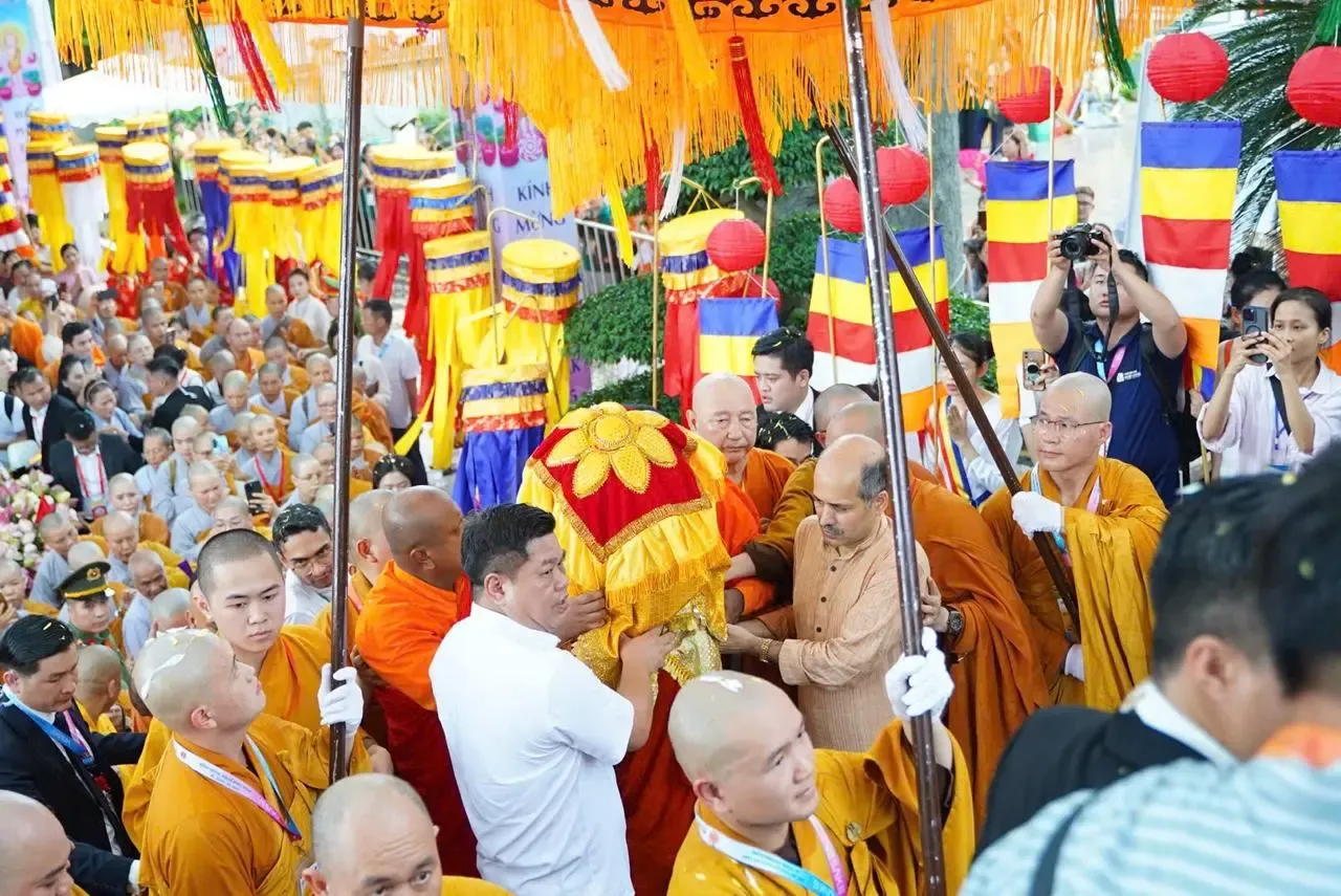 Did Holy Buddha Relics from India Find a New Home in Vietnam?