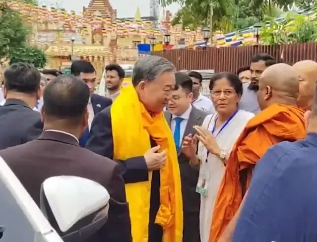 Vietnam's President To Lam offers prayers at Mahabodhi Temple, Bodh Gaya