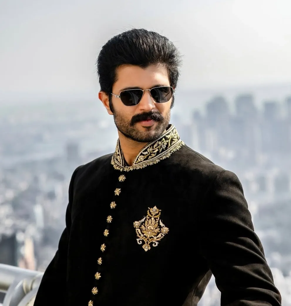 Did Vijay Deverakonda and Rashmika Mandanna Shine at the 43rd India Day Parade in New York?