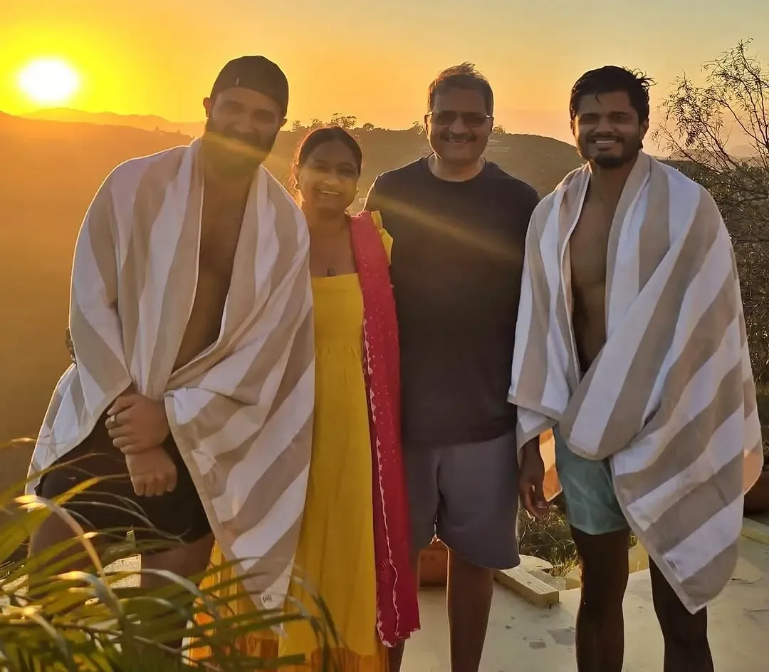 Vijay Deverakonda Celebrates His Beloved Father's Birthday