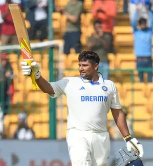 विजय हजारे ट्रॉफी: सरफराज खान ने चौंकाया, 75 गेंद पर खेली 157 रन की पारी, लगाए 14 छक्के 