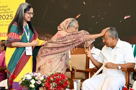 Kerala's Chief Minister Pinarayi Vijayan Honors Women's Struggles, Pledges to Advance Gender Equality