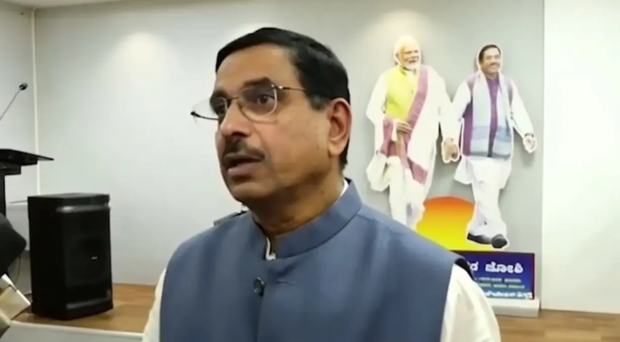 क्या 'विकसित भारत-जी राम जी' बिल से रोजगार और इंफ्रास्ट्रक्चर को मिलेगा बढ़ावा? प्रह्लाद जोशी का बयान