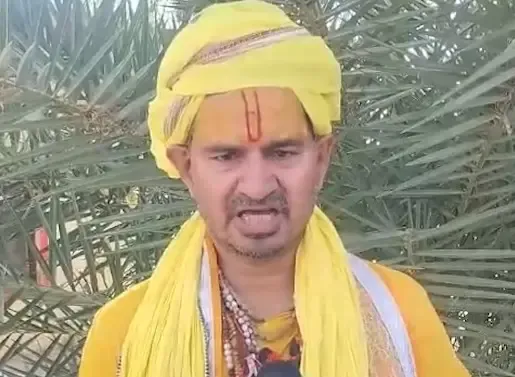 विराट कोहली पर ₹5 करोड़ का आरोप: फलाहारी महाराज बोले — जाँच कराओ, सच सामने आएगा