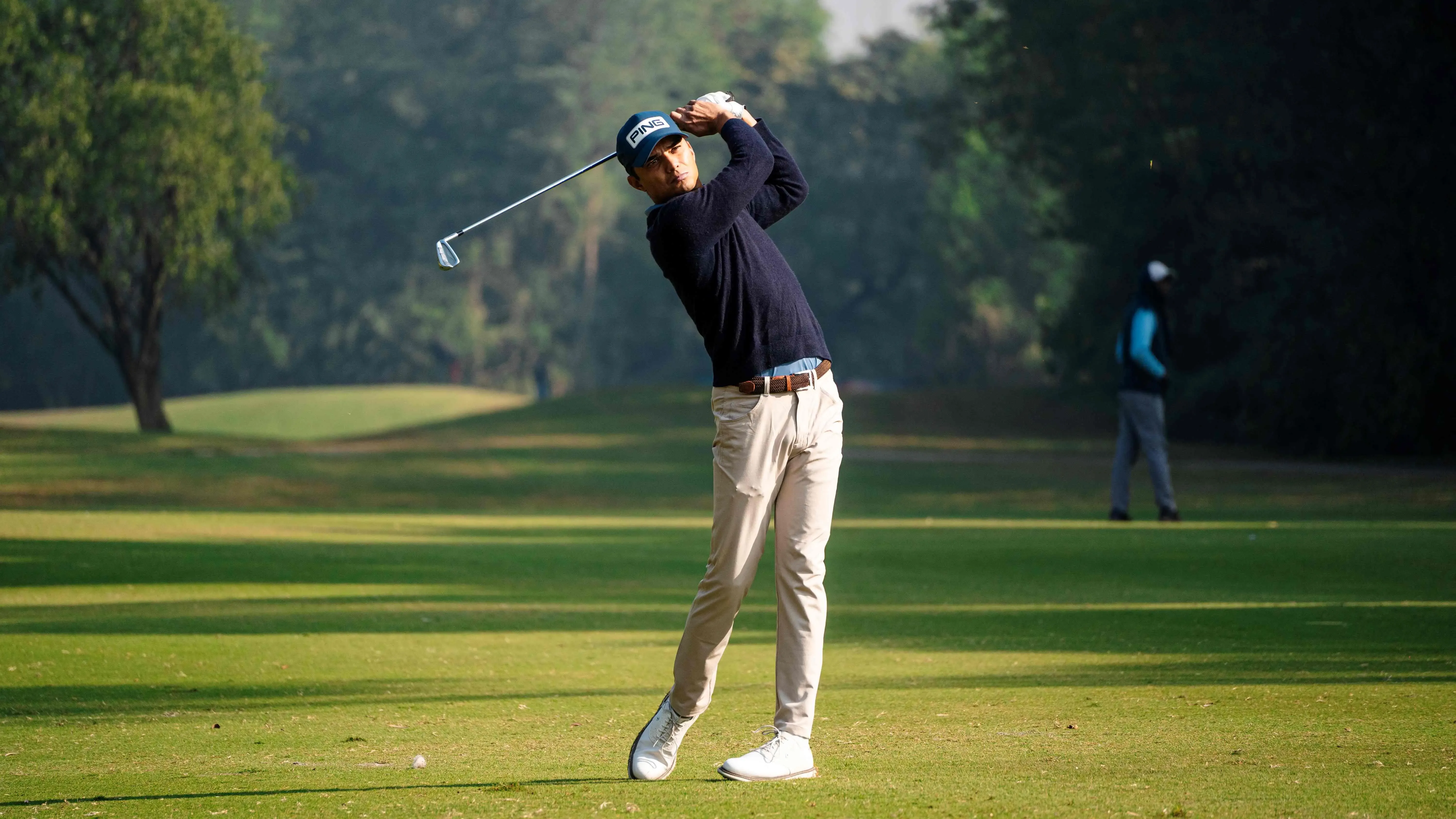 Vishwa Samudra Open: Ajeetesh Sandhu posts a consistent 69 to secure a two-shot advantage