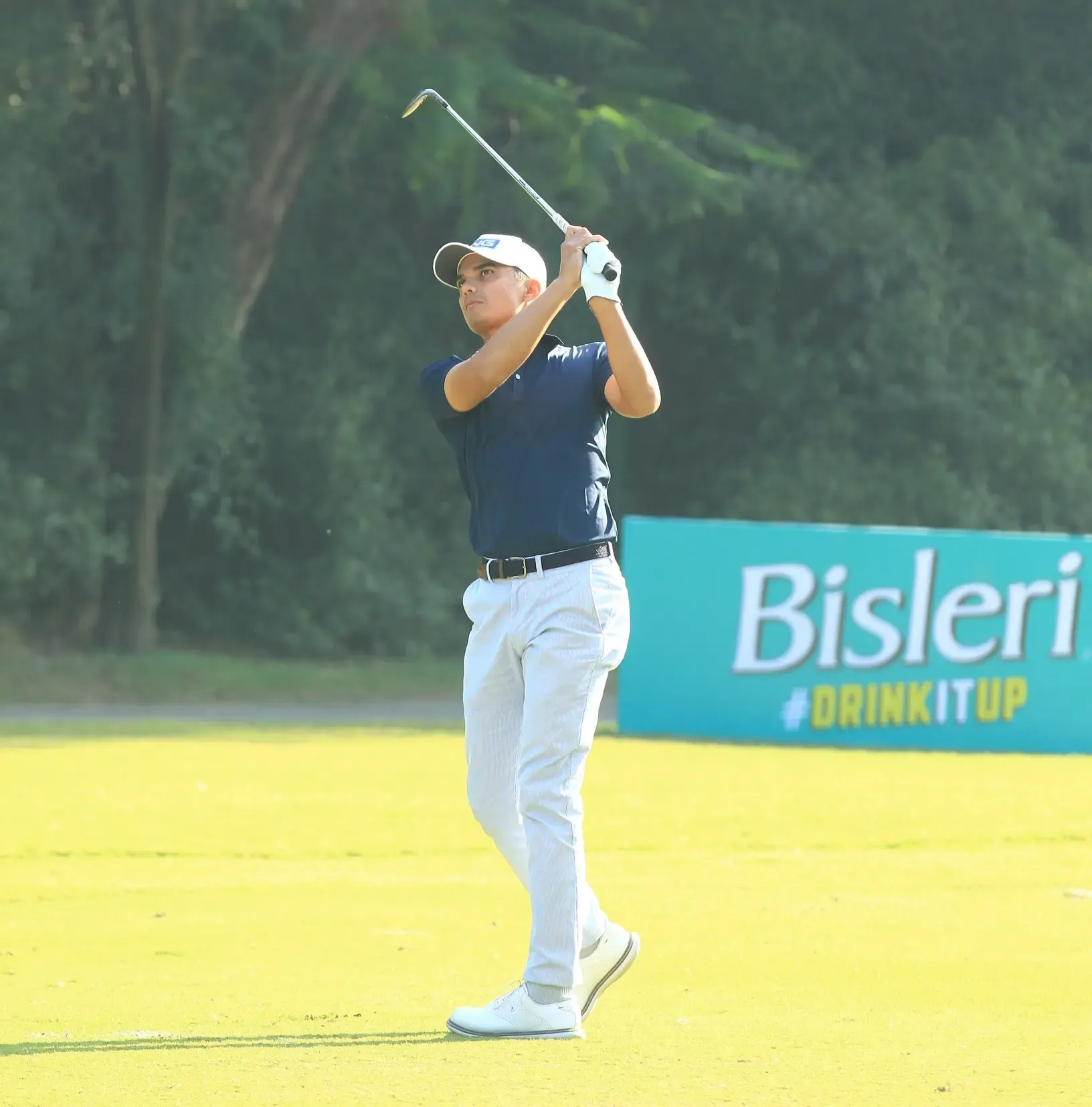 Vishwa Samudra Open: Ajeetesh Sandhu Shoots 67 to Extend Lead by Three Strokes