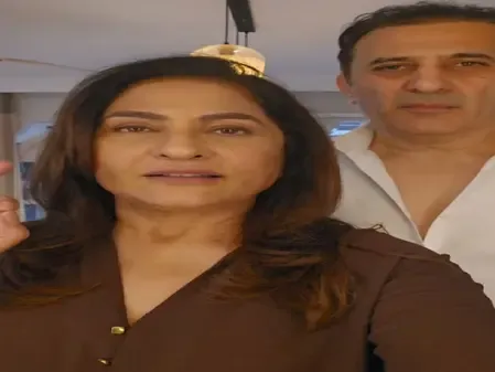 व्लॉगिंग से ब्रेक ले रही अर्चना पूरन सिंह, बेटे और पति के साथ मिलकर फैंस के लिए शेयर किया खास मैसेज