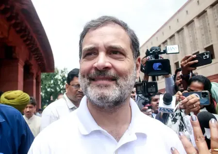 वोटर लिस्ट से दलितों-पिछड़ों के नाम कटवा रही भाजपा : राहुल गांधी
