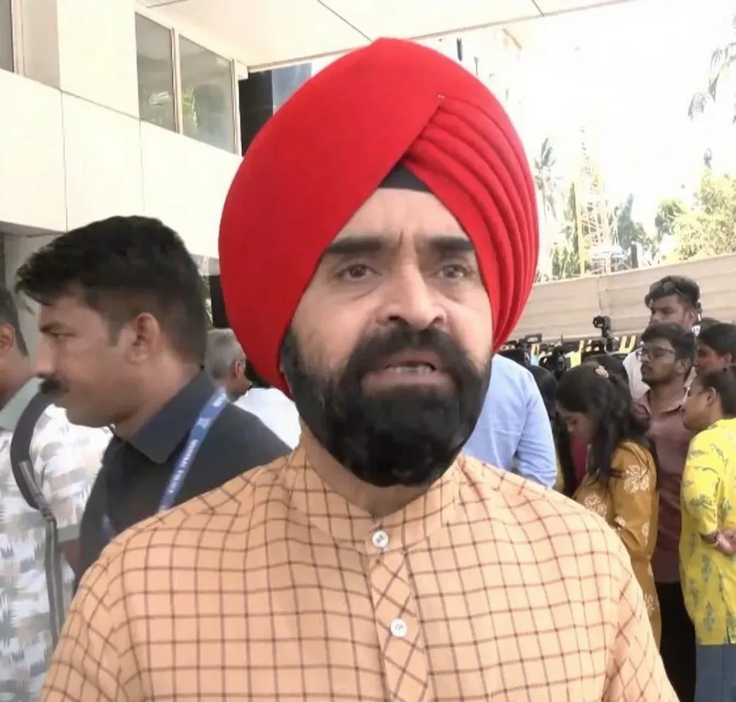 वोटर लिस्ट से नाम गलत तरीके से न हटें: एसआईआर प्रक्रिया पर कांग्रेस ने चुनाव आयोग से की मुलाकात
