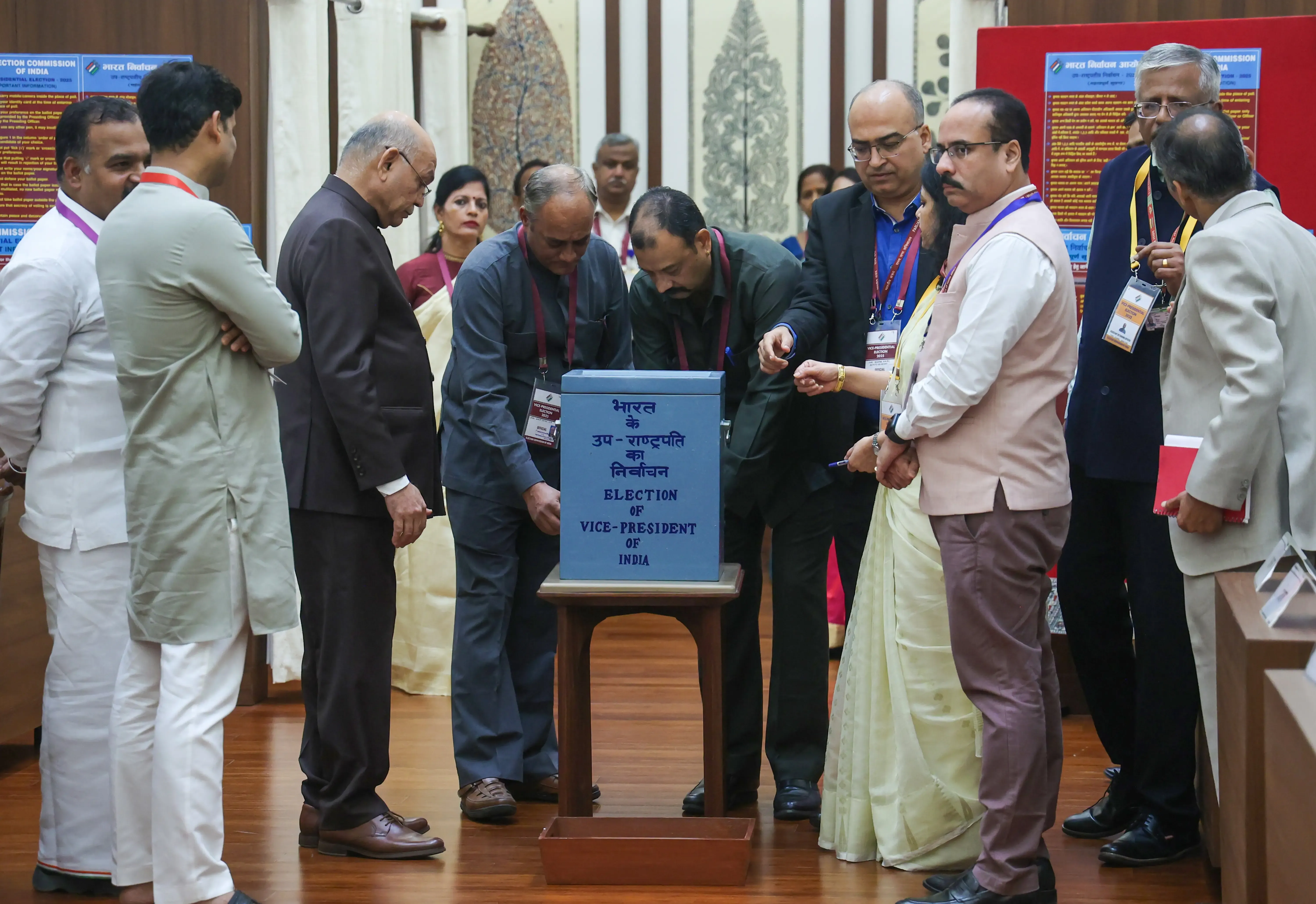 What is the Polling Percentage in the VP Election?