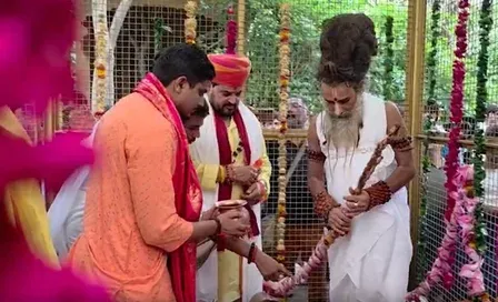 बृजभूषण शरण सिंह ने वृंदावन में रितेश्वर महाराज का लिया आशीर्वाद, बरी होने के बाद पहला कार्यक्रम