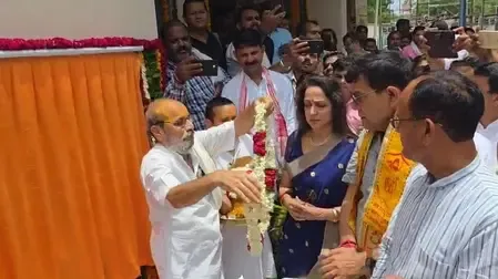 वृंदावन को बिजली संकट से राहत, 'पागल बाबा विद्युत उपकेंद्र' का उद्घाटन