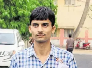 Vyapam whistleblower Ashish Chaturvedi Charged for Threatening SAF Personnel Assigned for His Protection