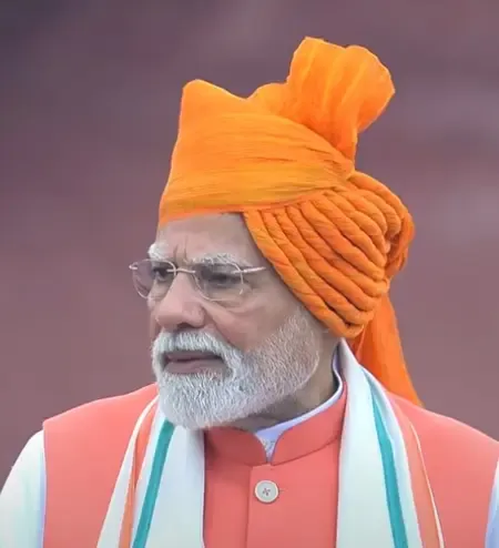 पीएम मोदी की व्यापारियों से अपील- मजबूरी में नहीं मजबूती से स्वदेशी का करें उपयोग