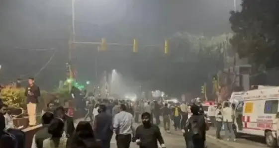 क्या वांग यी ने दिल्ली में बम विस्फोट पर एस जयशंकर को संवेदना संदेश भेजा?