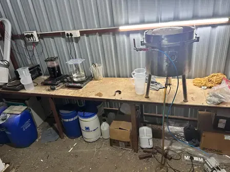 वर्धा में गैरकानूनी ड्रग्स फैक्ट्री का भंडाफोड़, तीन आरोपी गिरफ्तार, 192 करोड़ का माल जब्त