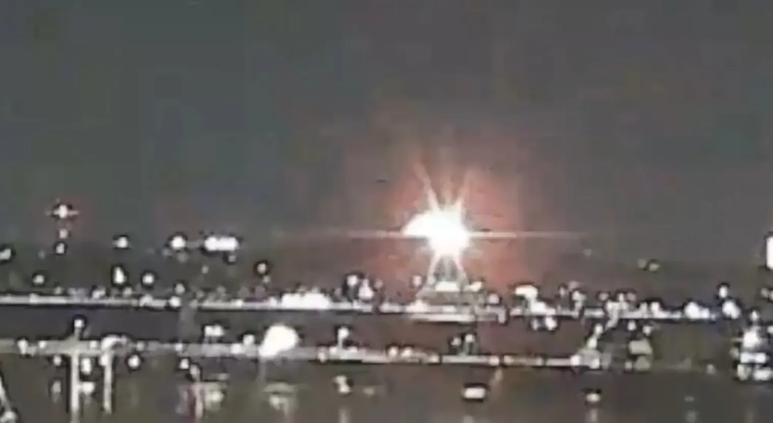 Washington: Plane collides with helicopter near airport, rescue operations underway