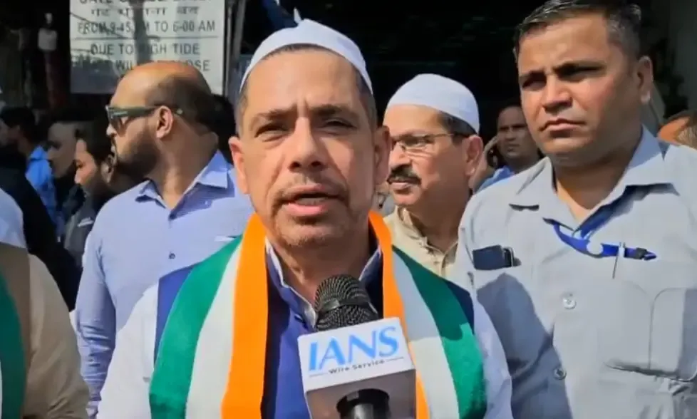 Concerns Arise Over Mosque Surveys: Insights from Robert Vadra (IANS Interview)
