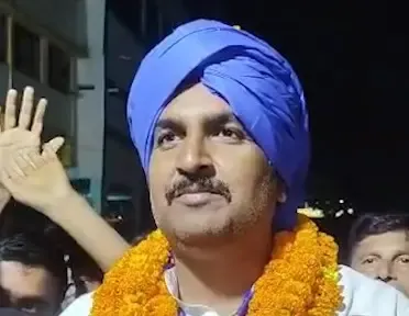 वजीरगंज से बसपा उम्मीदवार चितरंजन कुमार का दावा, 'हाथी की जीत पक्की, कोई नहीं रोक सकता'
