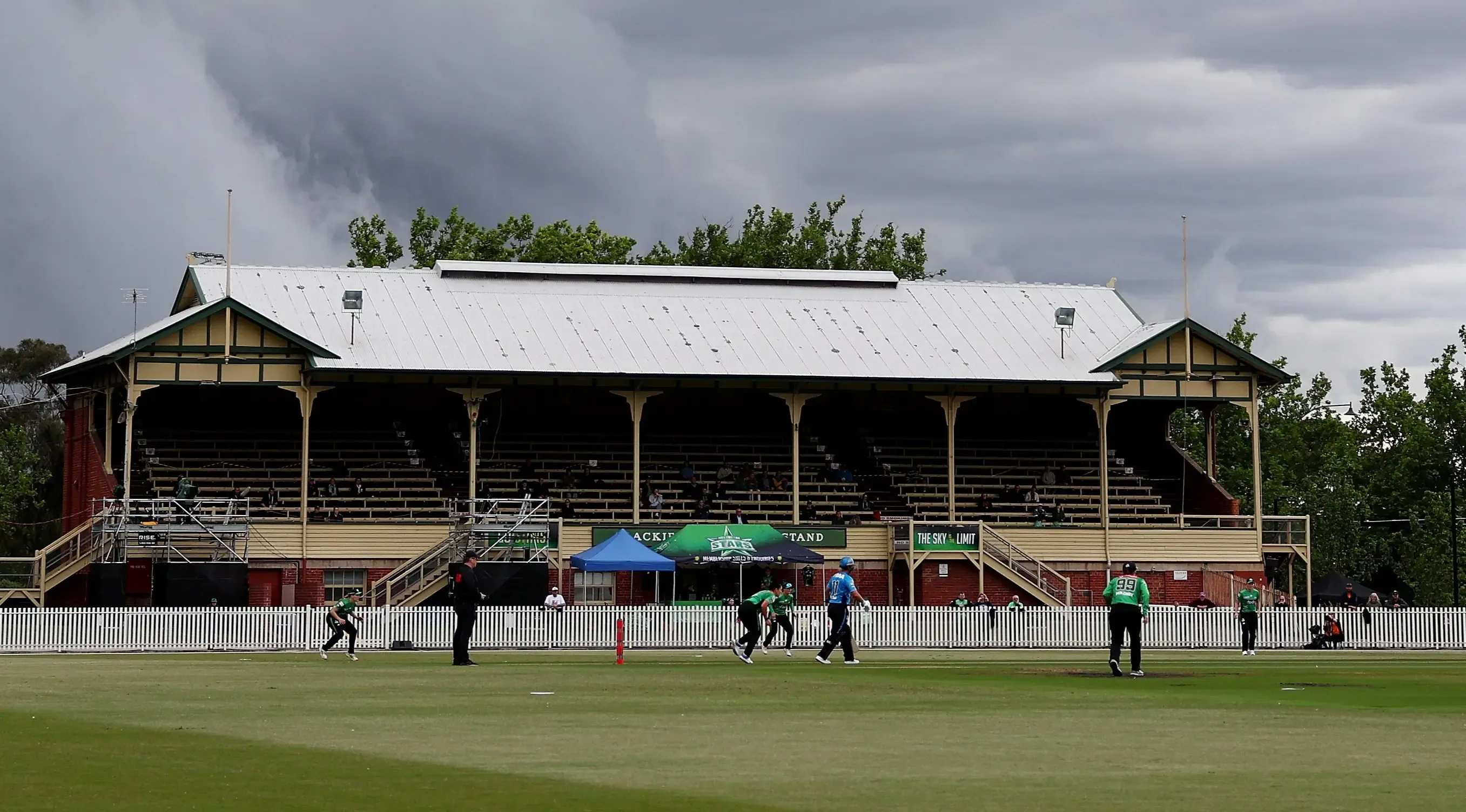 क्या बारिश की वजह से लैनिंग-सदरलैंड की मेहनत बेकार गई? मेलबर्न-एडिलेड का मुकाबला बेनतीजा!