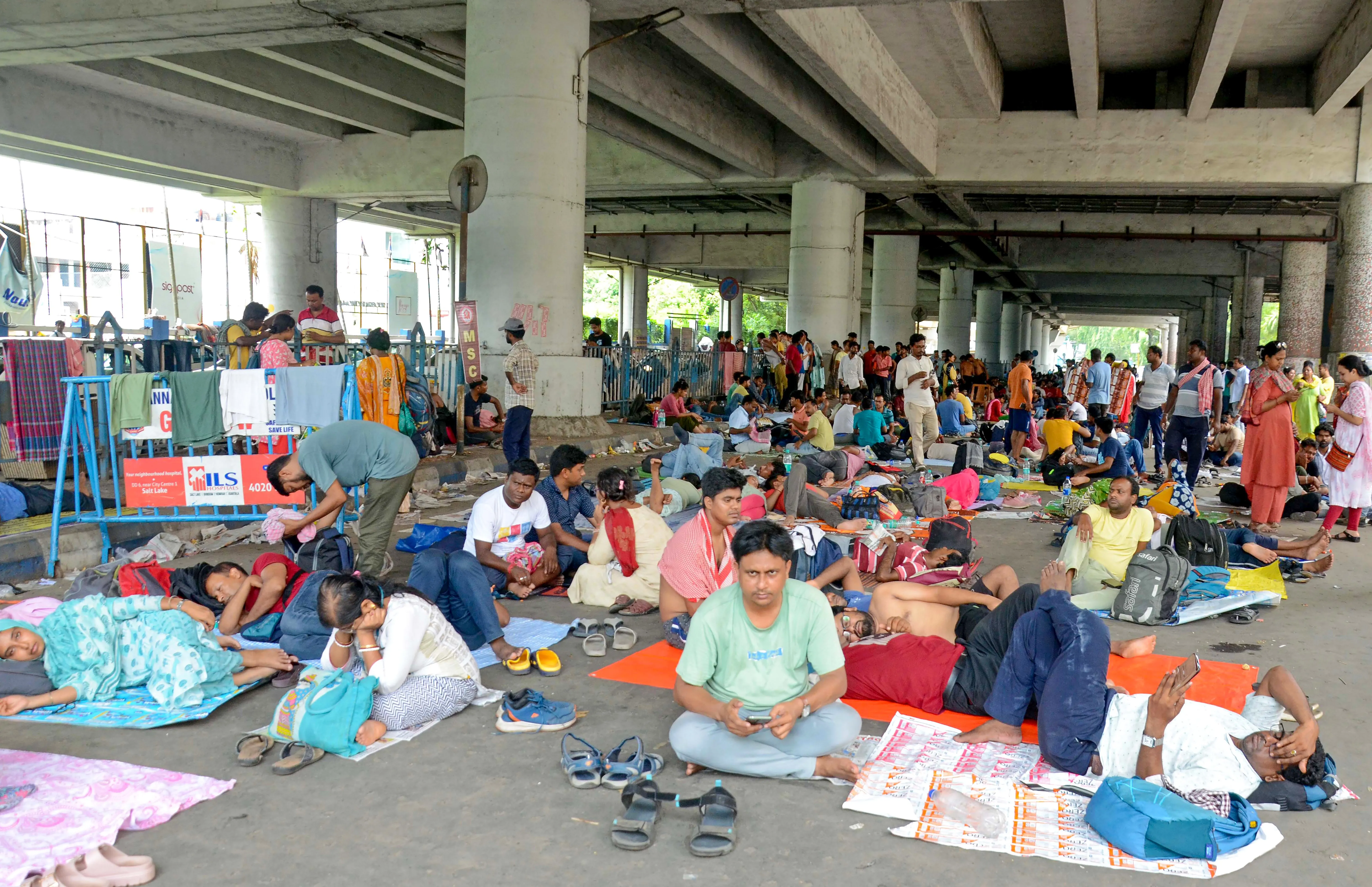 Why Did a Senior Cop Justify the Baton Charge on Protesting Teachers?