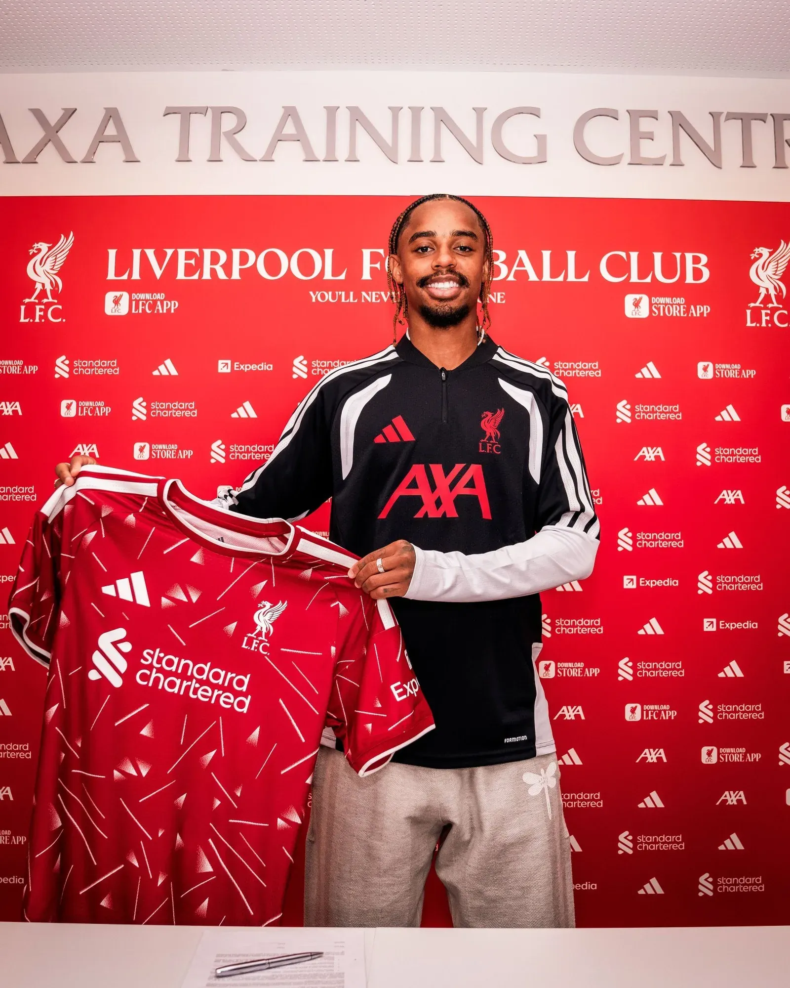 Barcola set for Liverpool debut vs Ipswich as Iraola backs marquee signing