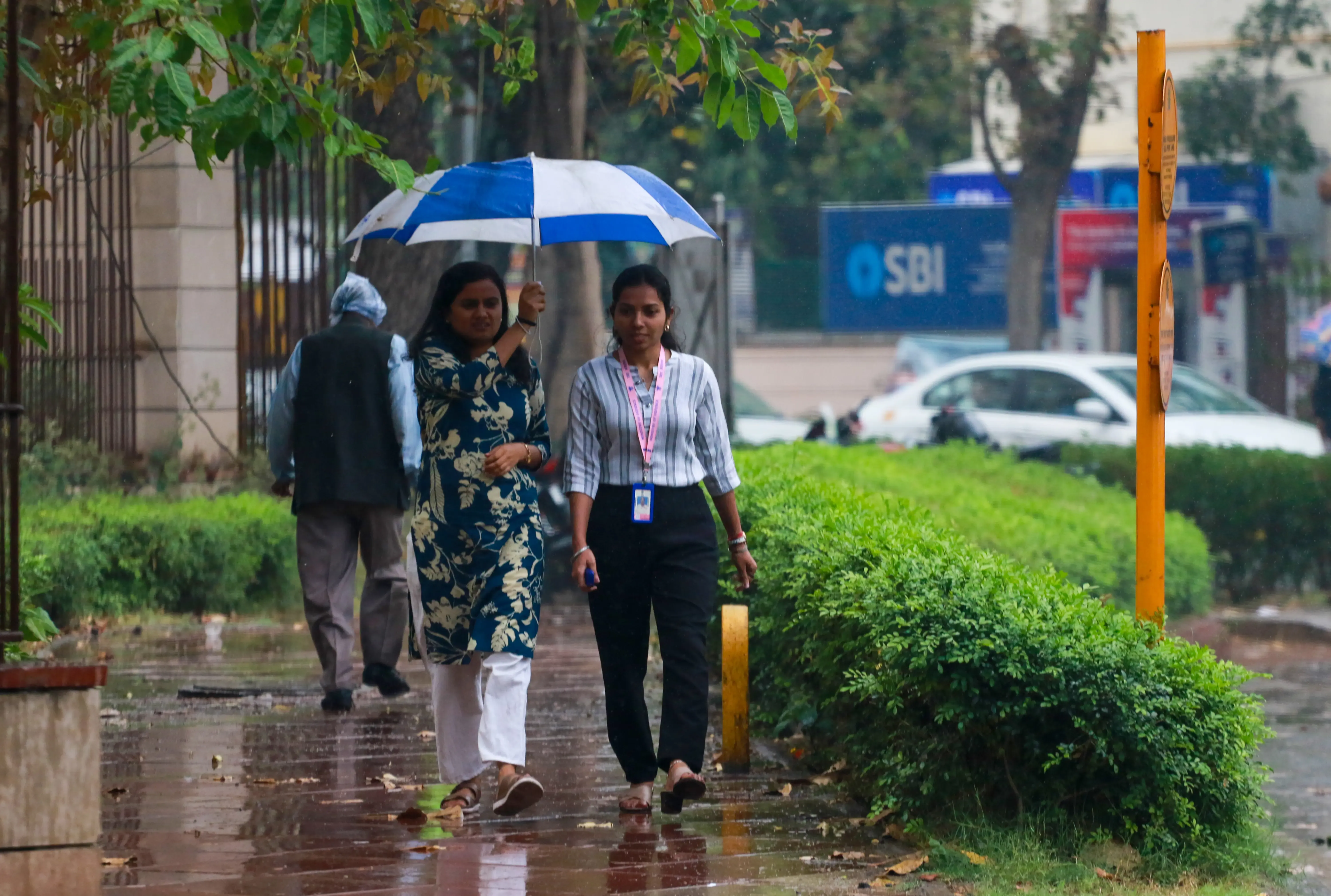 Delhi-NCR rain, thunder likely today; AQI drops to 'Good' in several areas