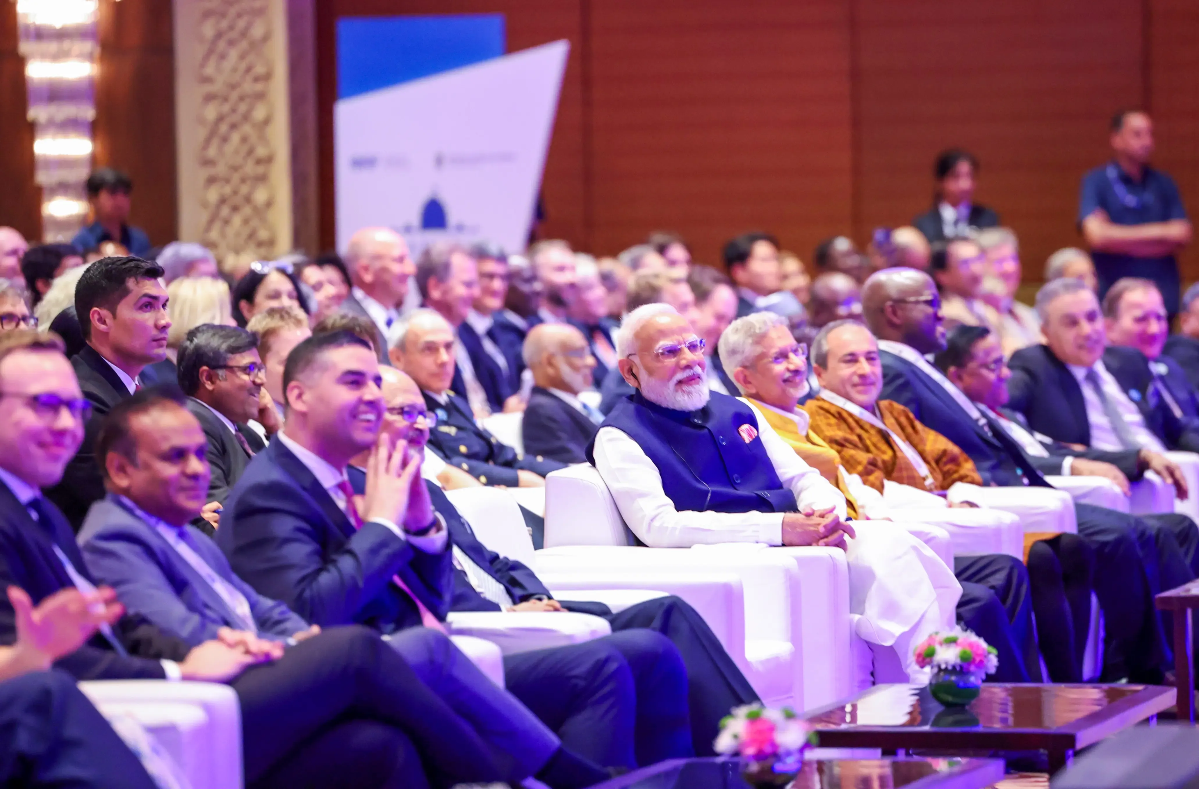 India's Diplomatic Strategy: Engaging Israel and Iran Amid Conflict