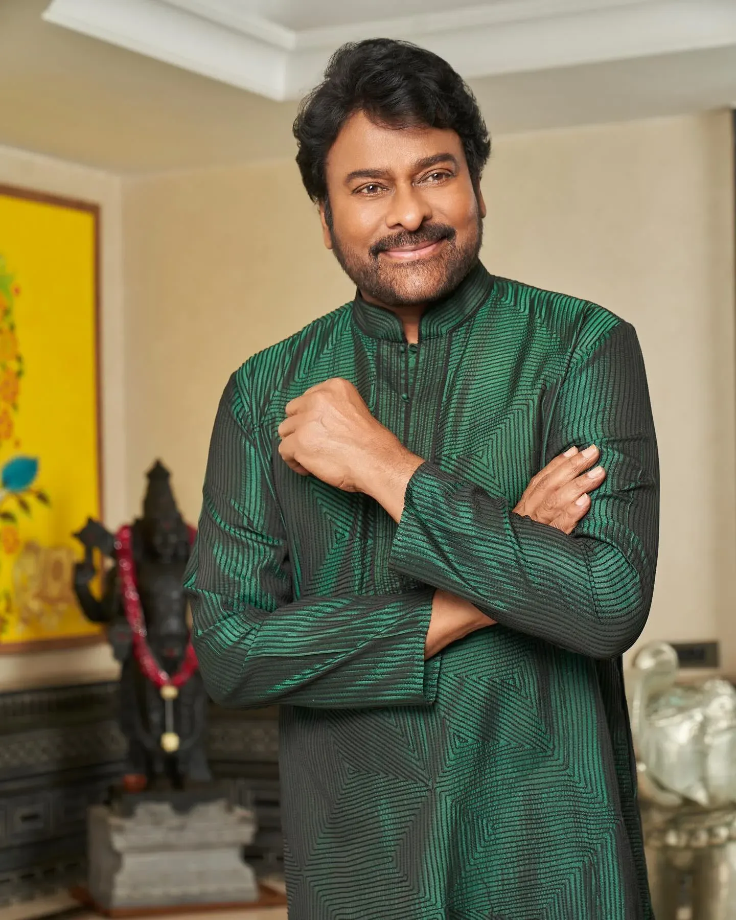 Chiranjeevi's doubts about Juhi Chawla before casting her in 'Pratibandh' (1990)