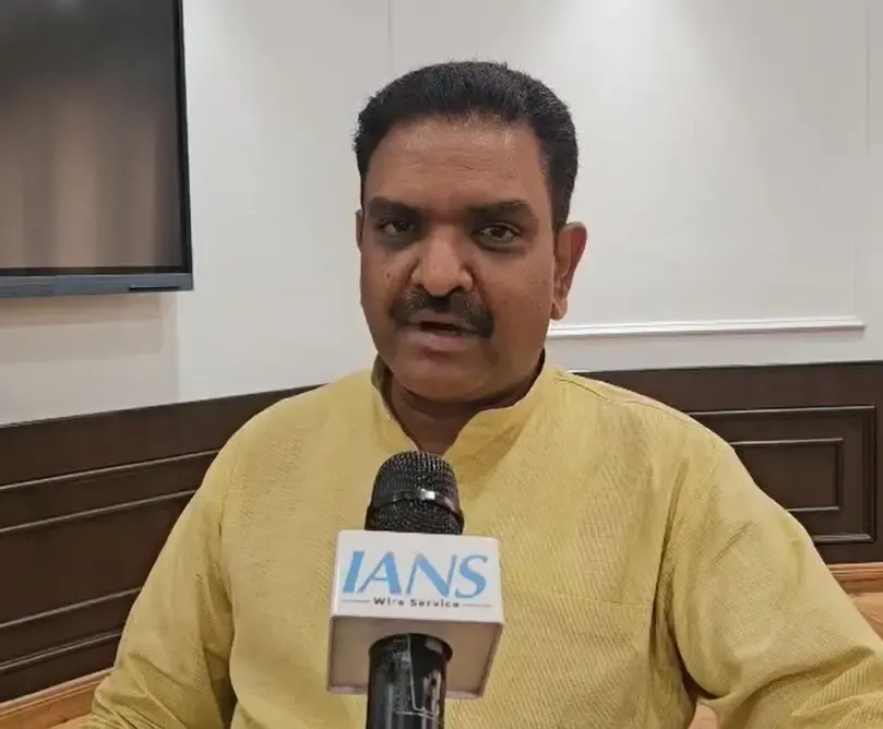 UP Minister Responds to Akhilesh: Allegations of Dalit Insults