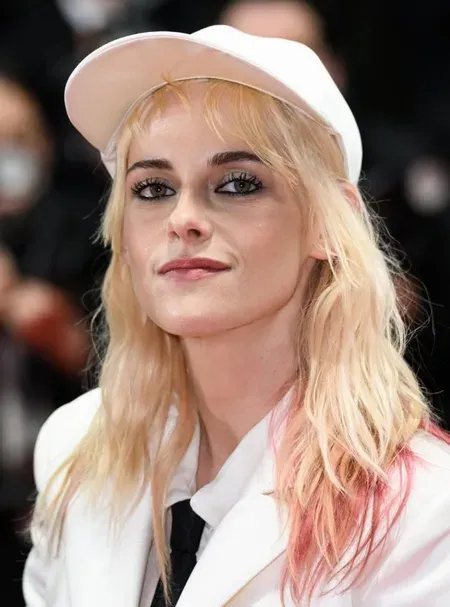 Kristen Stewart on meeting the right person at the wrong time