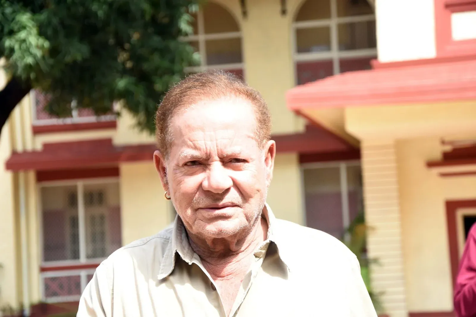 Salim Khan recalled how a paper leak tout outsmarted him at home