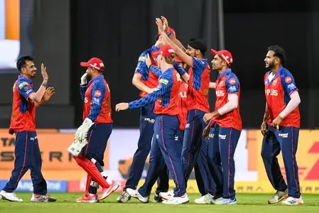 Ponting Commends Arshdeep's Resilient Bowling Performance After Hard Work Pays Off