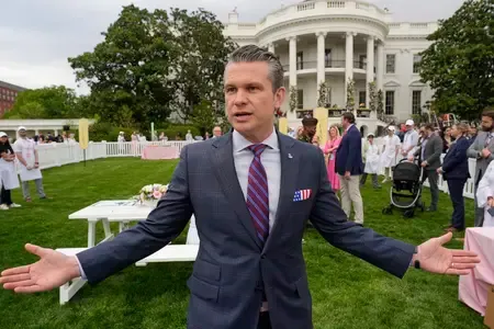 White House Initiates Search for New Pentagon Chief Amid Signal Chat Controversy