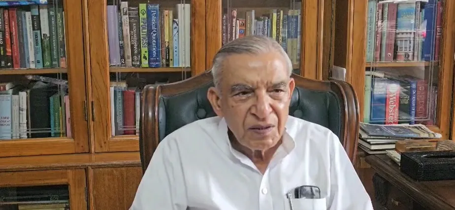 Why hasn't J&K's statehood been restored after six years?