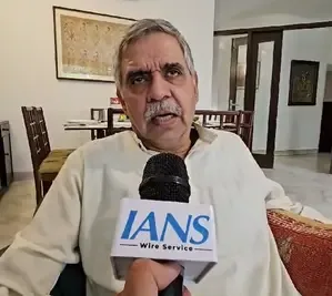 Sandeep Dikshit to Lodge Complaint Over Distribution of Cash and Blankets Before Elections