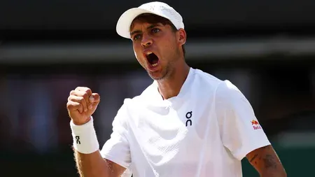 Cobolli beats De Minaur to reach Wimbledon QF for 2nd straight year