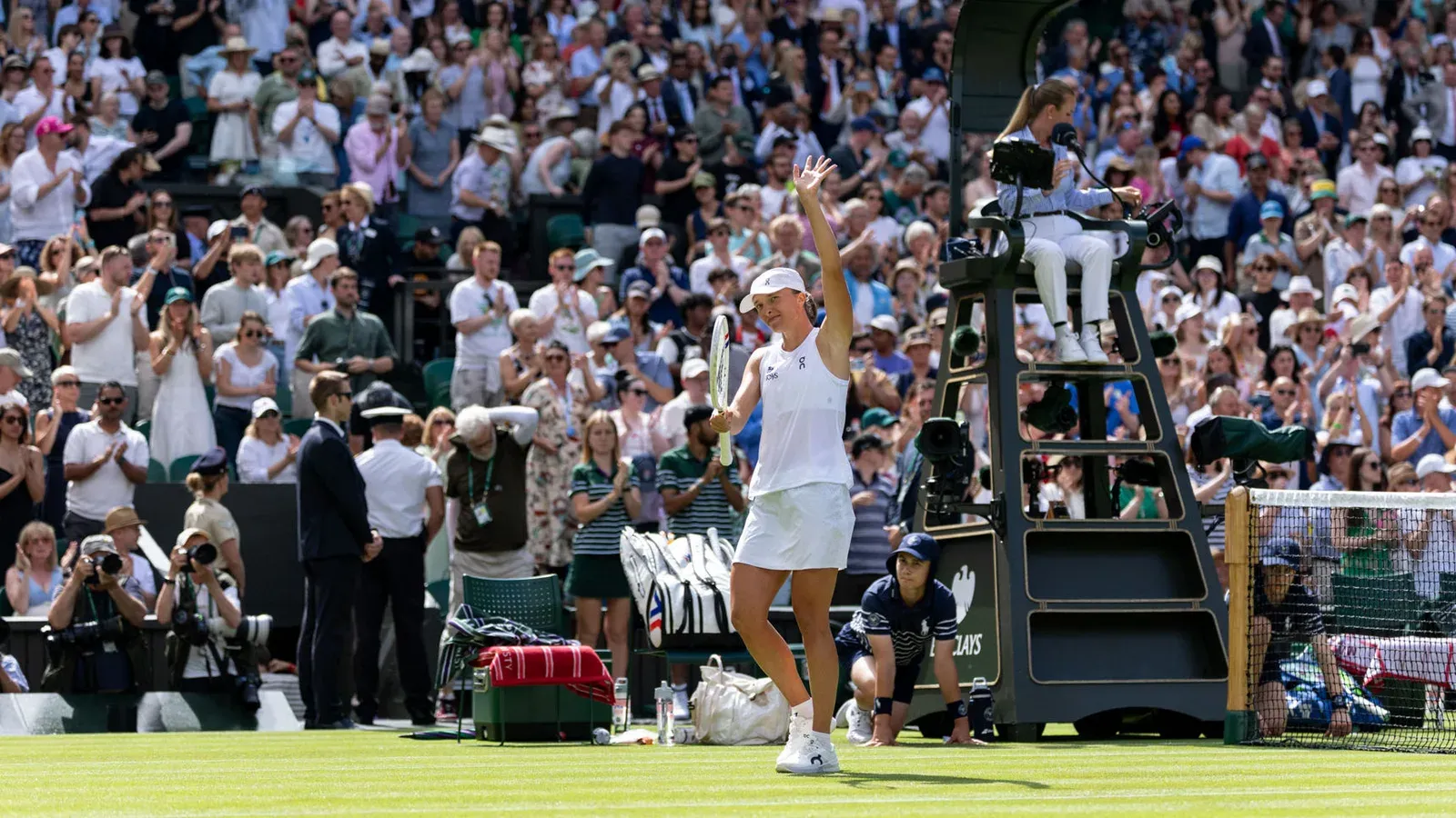 Wimbledon 2026: Swiatek survives Townsend scare, advances to second round