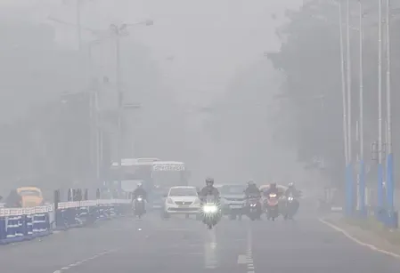 Is Kolkata Facing a Winter Chill as Temperatures Drop to 14 Degrees C?