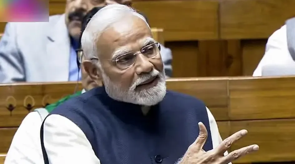 Winter Whacking: PM Modi Critiques Gandhi Family, Highlights Government Accomplishments