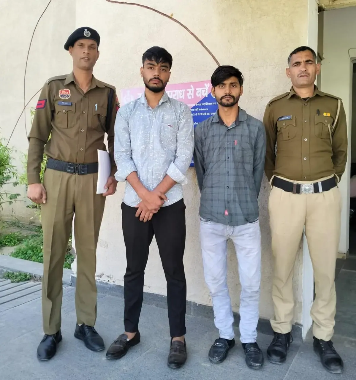 Woman Among Three Arrested for Supplying Bank Account to Cyber Fraudsters