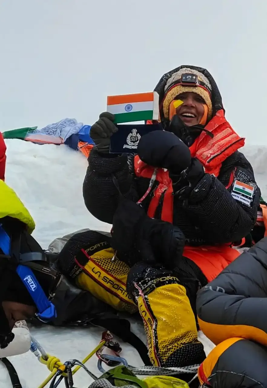 Did CISF's Sub-Inspector Geeta Samota Really Summit Mount Everest?