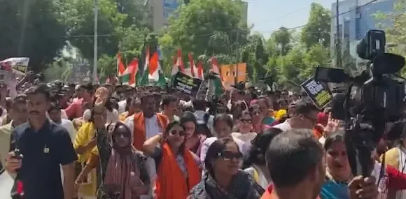 BJP Leaders Challenge Opposition at 'Jan Aakrosh Mahila Padyatra' in UP