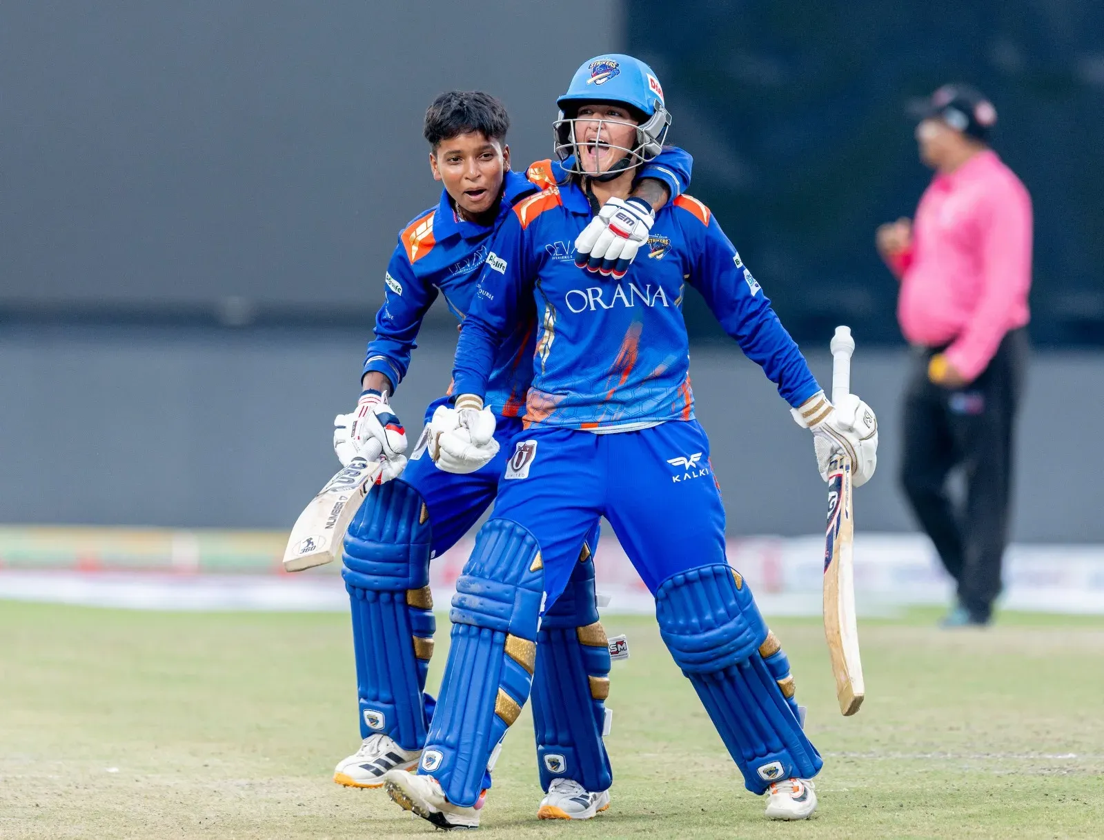 विमेंस DPL 2026: नॉर्थ दिल्ली स्ट्राइकर्स ने ईस्ट दिल्ली राइडर्स को 3 विकेट से हराया, समायरा राघव की नाबाद 34 रनों की पारी रही निर्णायक