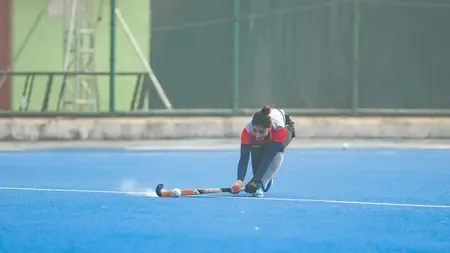 How did SG Pipers display remarkable teamwork to defeat Ranchi Royals 2-0 in the opening match?