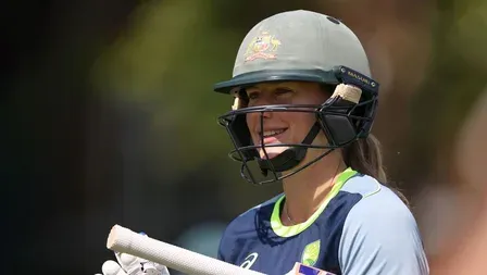 Ellyse Perry fitness call reserved for match day, says Australia captain Molineux